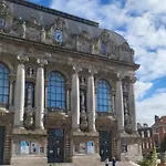 Le Plein Centre Rez De Chaussee Au Coeur De *