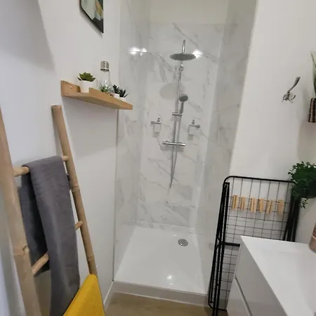 Le Plein Centre Rez De Chaussee Au Coeur De Calais