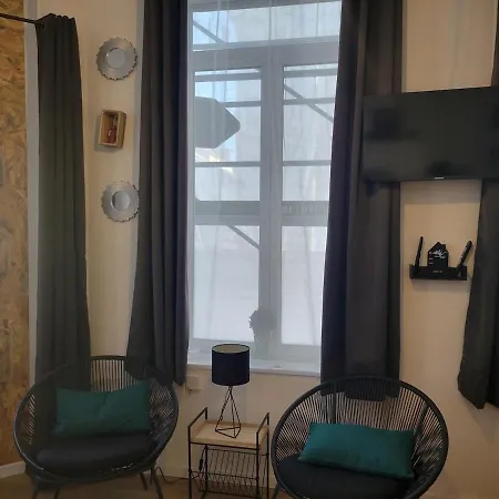 Le Plein Centre Rez De Chaussee Au Coeur De